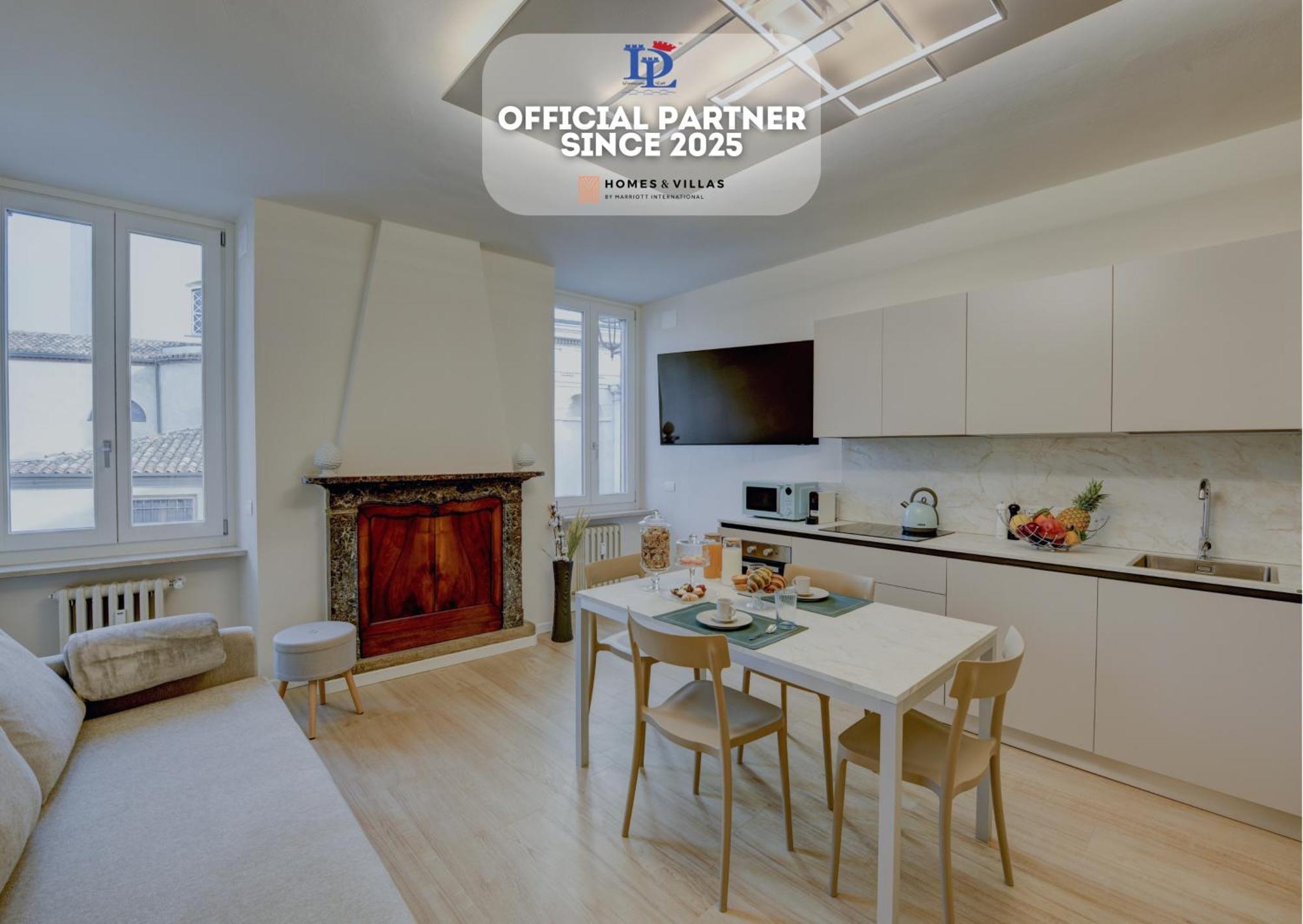 Desenzanoloft Official Partner Marriott Homes & - Apa Dom Downtown Family Apartamento Desenzano del Garda